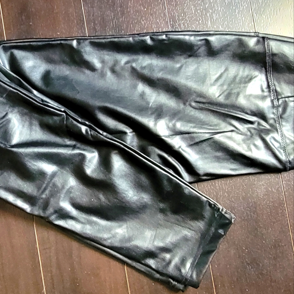 Womens Size S Leather Leggings